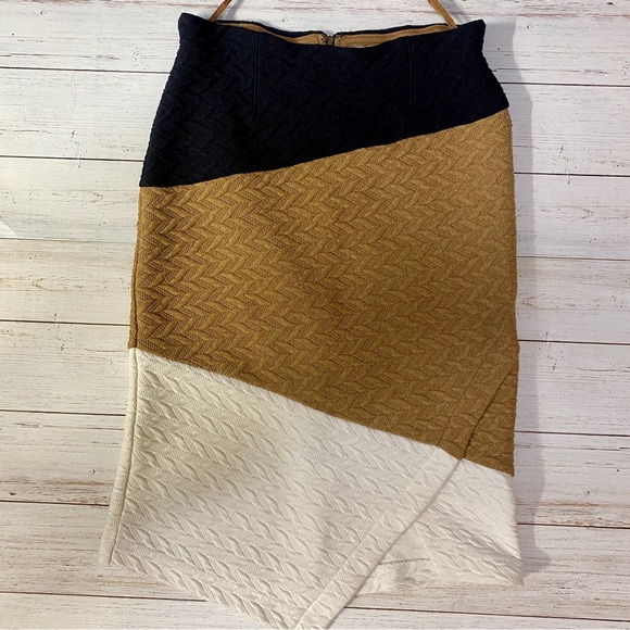 NWOT Anthropologie Colour Block Knit Skirt | size 02 - Picture 5 of 8